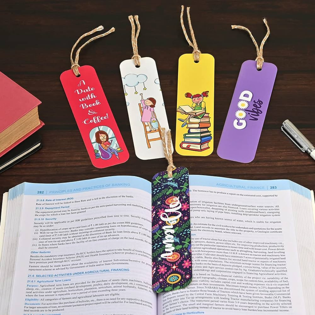 Card Bookmarks Template - Yourstuffmade.com