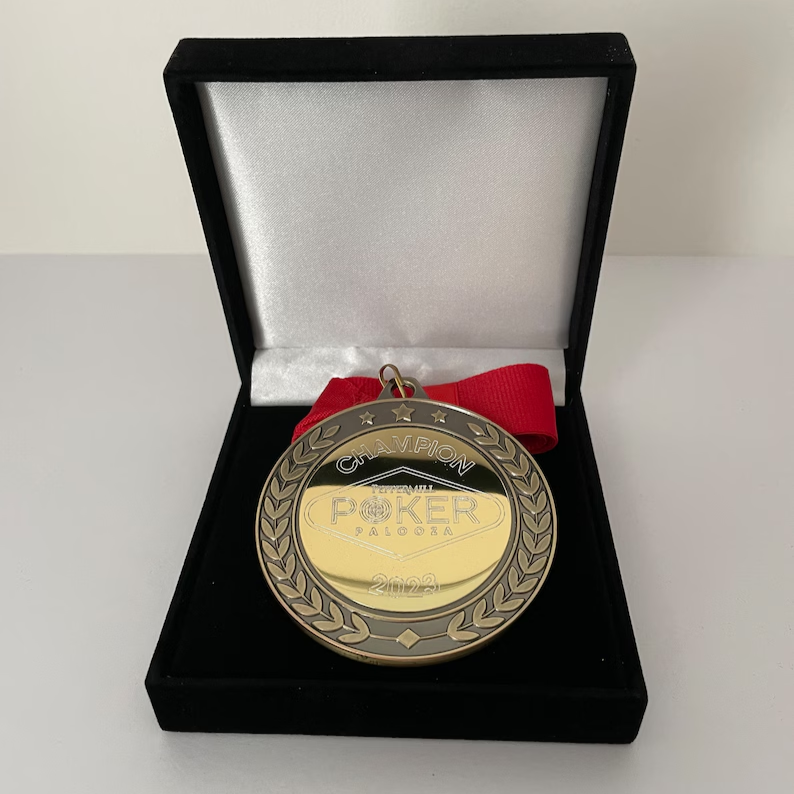 Custom Medals - Yourstuffmade.com