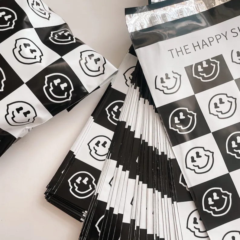 Postage Bags Template - Yourstuffmade.com
