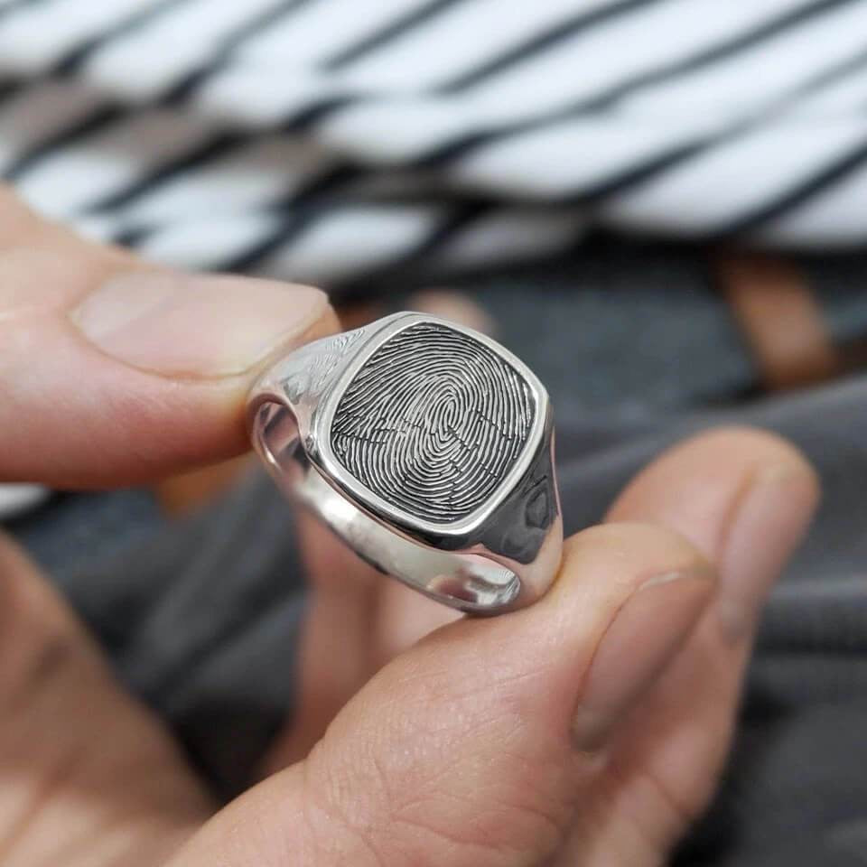 Custom Signet Rings - Yourstuffmade.com