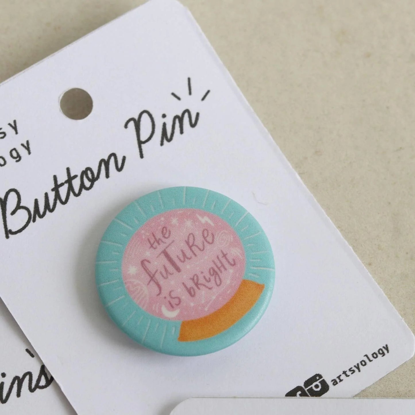Button Pins Template - Yourstuffmade.com