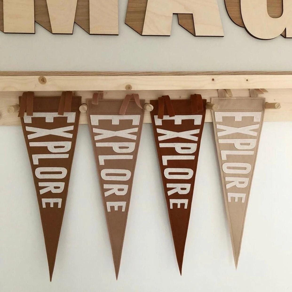 Pennants Template - Yourstuffmade.com